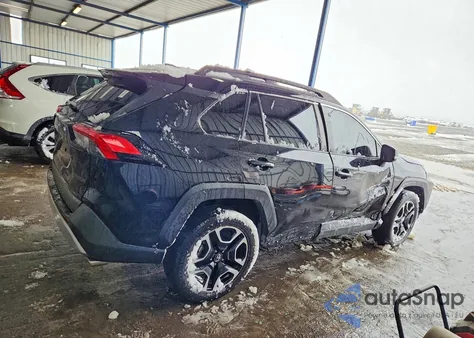 2020 Toyota Rav4 Adventure z USA, uszkodzony, nr VIN 2T3J1RFV5LC079207